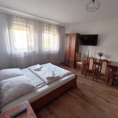 Gasthuis Snieznicki Domek Pokoje Z Prywatnymi Lazienkami Cisza I Gory Stara Moraw *