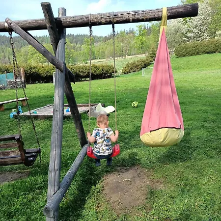 Snieznicki Domek Pokoje Z Prywatnymi Lazienkami Cisza I Gory Stara Moraw Gasthuis