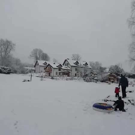 Snieznicki Domek Pokoje Z Prywatnymi Lazienkami Cisza I Gory Stara Moraw 招待所