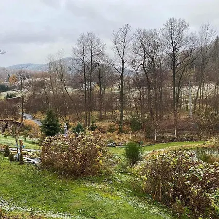 Snieznicki Domek Pokoje Z Prywatnymi Lazienkami Cisza I Gory Stara Moraw Gasthuis *