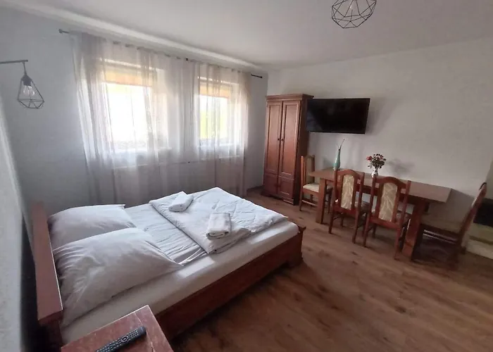 Guest house Snieznicki Z Prywatnymi Lazienkami Cisza I Gory Stara Moraw *