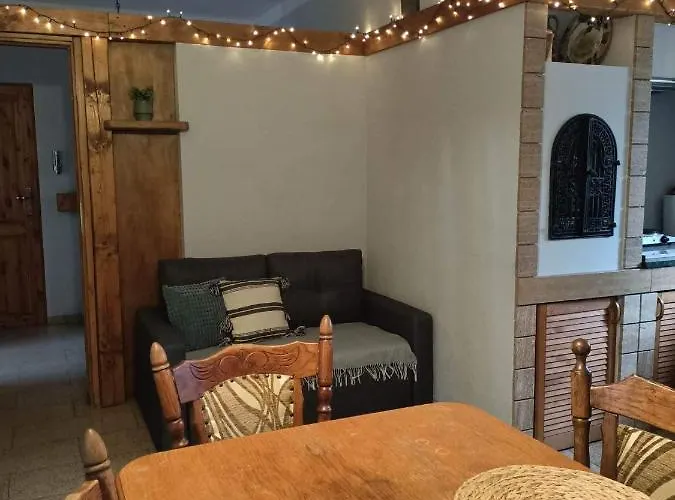 Snieznicki Z Prywatnymi Lazienkami Cisza I Gory Stara Moraw ゲストハウス Stronie Śląskie